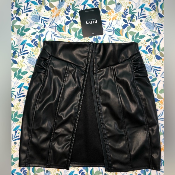 NWT Privy High Waist Corset Mini Skirt-M - Picture 7 of 10